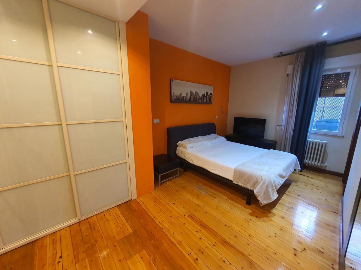 Apartamento Teo Pamplona Exterior foto